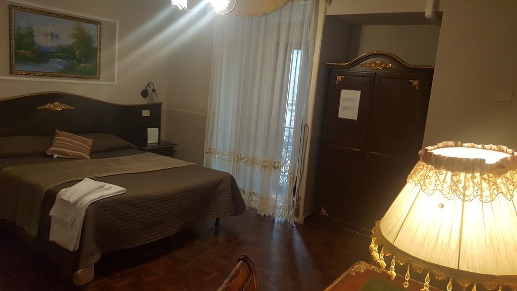 Bed & Breakfast Napoli Centrale Nápoles Exterior foto