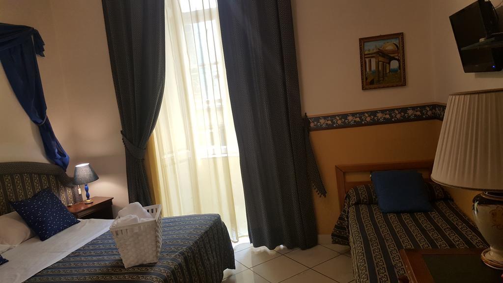Bed & Breakfast Napoli Centrale Nápoles Exterior foto