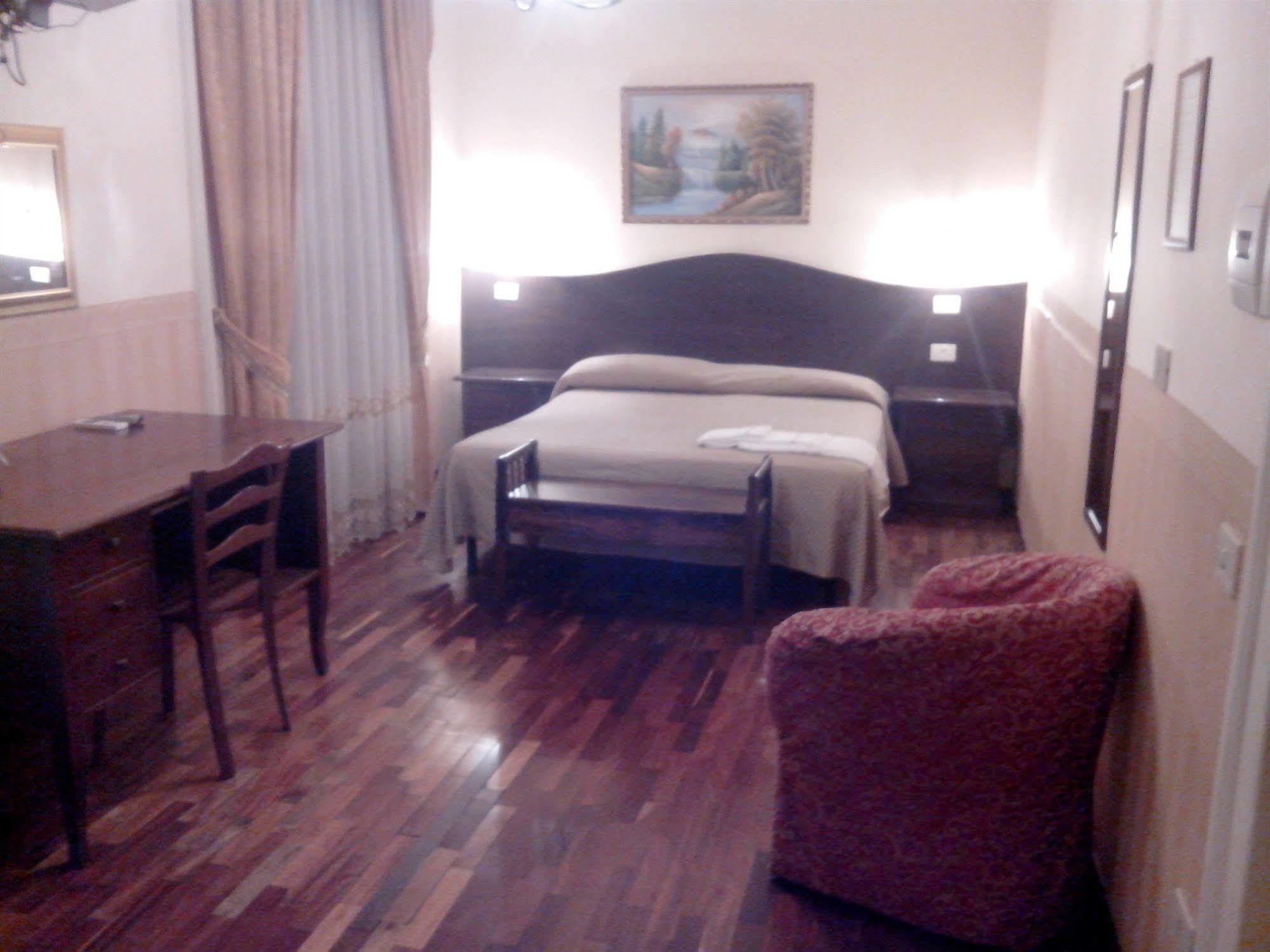 Bed & Breakfast Napoli Centrale Nápoles Exterior foto